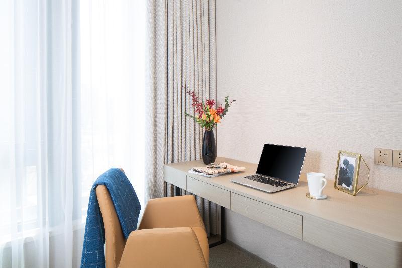 Sincere Hongqiao Aparthotel 4*